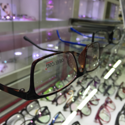 三叶眼镜(南京东路店)电话, 地址, 价格, 营业时间(图)-眼镜店-上海购物-大众点评网